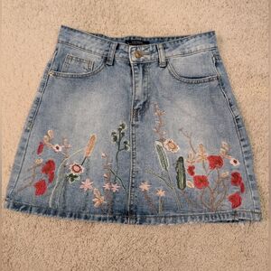Zara Denim Mini Skirt with Floral Embroidery Size 6
